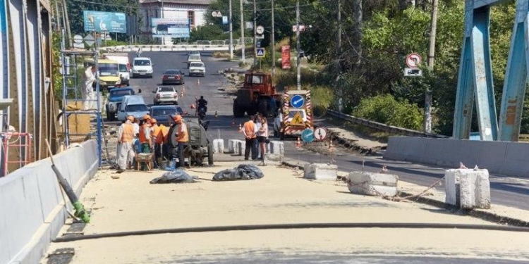В Яване восстановили большой автомобильный мост