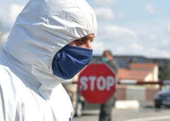 В России не исключили закрытие границ в связи с ухудшением ситуации с COVID