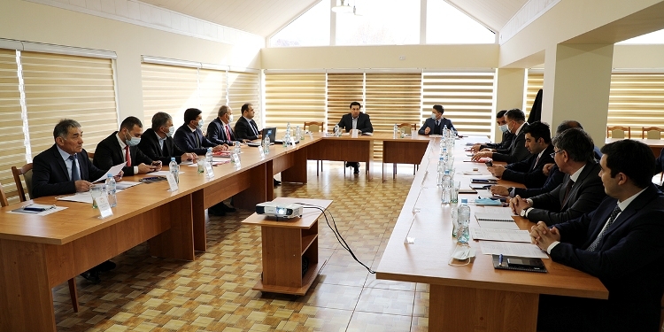 В Таджикистане обсужден ход реализации стратегического плана развития футбола