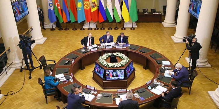 Делегация Таджикистана приняла участие в заседании Совета МПА СНГ