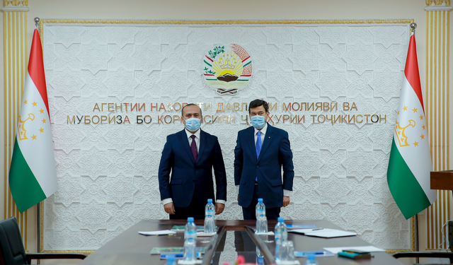 Глава антикоррупционного ведомства Таджикистана встретился с послом Палестины