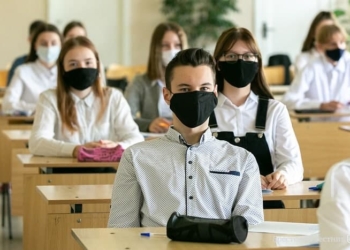 В вузах Узбекистана с 16 ноября возобновляется традиционная форма учебы