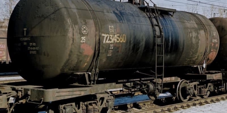 Таджикистан импортировал нефтепродукты, муку и пшеницу на сумму около $436 млн.