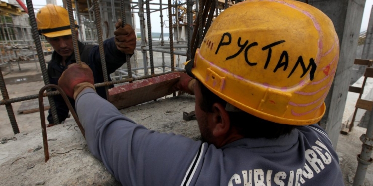 Ситуация на российском рынке труда. Взгляд из Таджикистана
