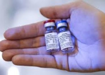 В Кузбассе и Алтае коронавирусом заболели медики, вакцинированные от COVID-19