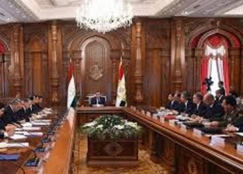 Новые и «старые» «новые». Президент переназначил правительство