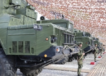 Расчеты зенитных ракет С-300ПС отразили воздушный удар условного противника в Таджикистане