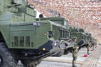 Расчеты зенитных ракет С-300ПС отразили воздушный удар условного противника в Таджикистане