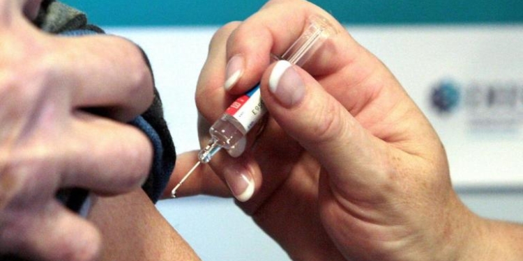 Скоро начнутся испытания на людях еще одной индийской вакцины против COVID-19