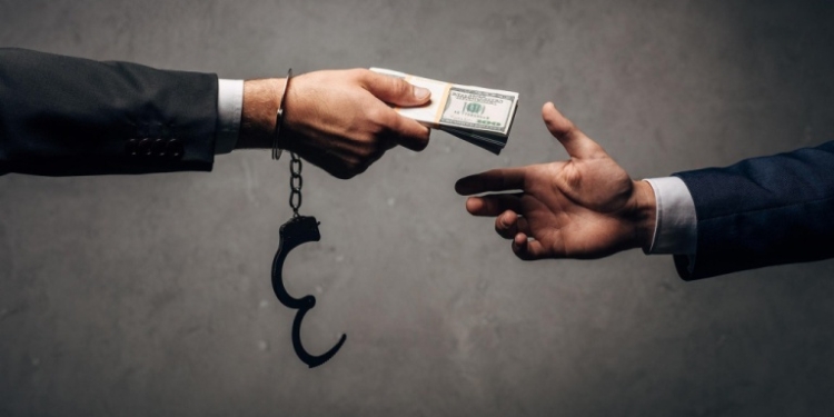В Узбекистане проведут антикоррупционное исследование системы образования
