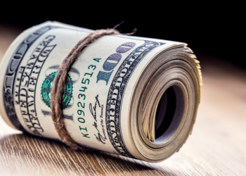 Мигранты отправили в Узбекистан с начала года $5,4 млрд.