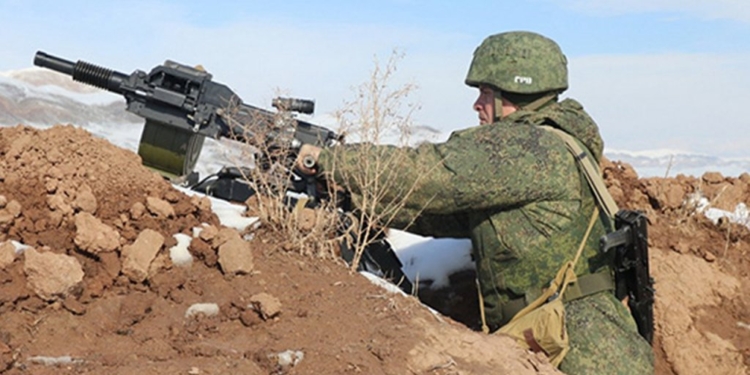 На учении в горах Таджикистана российские военные уничтожили высокоскоростные цели