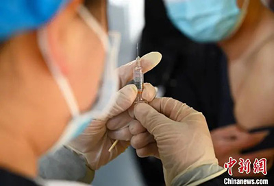 Повлияют ли мутации вируса на эффективность вакцины против COVID-19?