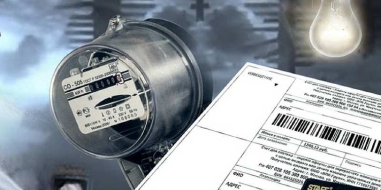 В Душанбе мужчина продавал электроэнергию торговцам по завышенной цене. Его задержали