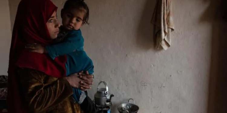 «Save the Children»: почти половина населения Афганистана остро нуждаются в жизненно важной помощи