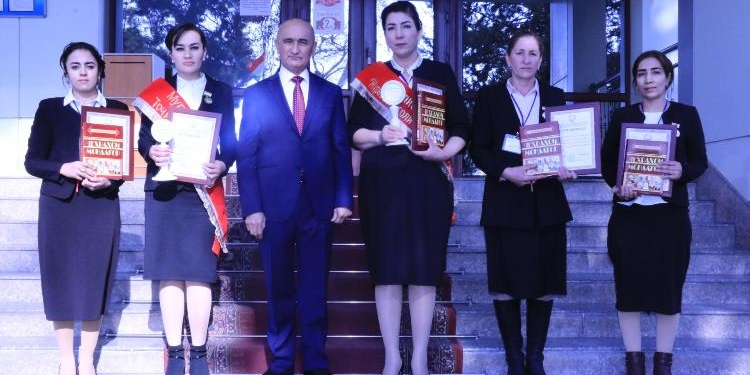В Таджикистане подвели итоги республиканского конкурса «Воспитатель года»