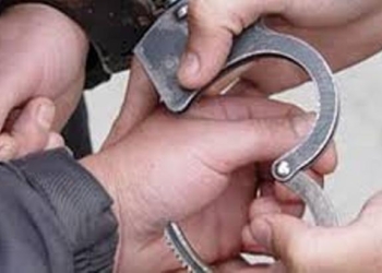 Житель Вахдата подозревается в покушении на убийство. Он попытался убить тетю и ее мужа