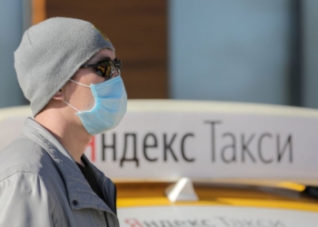 «Яндекс.Такси» попросила вакцинировать иностранных водителей от коронавируса