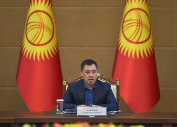 Садыр Жапаров обещает уничтожить коррупцию за полгода