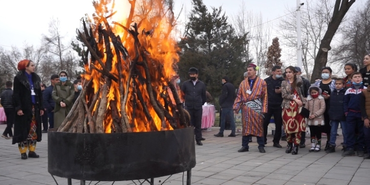 В Душанбе отметили праздник Сада (видео)