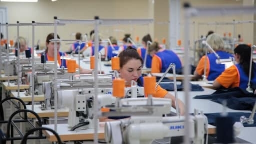 В Таджикистане планируют развивать легкую промышленность