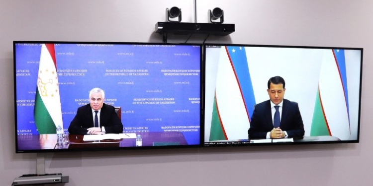 Таджикистан и Узбекистан обсудили актуальные вопросы сотрудничества