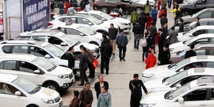 Продажи пассажирских автомобилей в Китае резко выросли в январе 2021 года