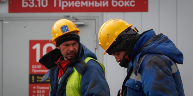 Правительство России предложило обязать мигрантов сдавать биометрию