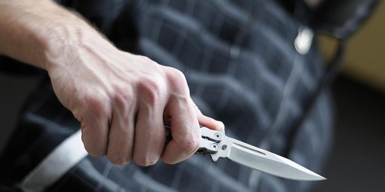 В Душанбе студент одного из столичных ВУЗов ударил ножом декана