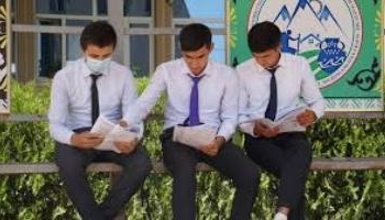 В Таджикистане объявлен конкурс «Студент года»