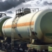Кыргызстан ввел временный запрет на вывоз нефти и нефтепродуктов  