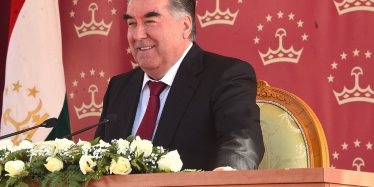 Президенты ряда стран поздравили Эмомали Рахмона с Наврузом