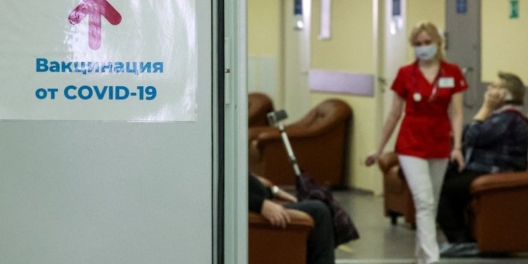 В Узбекистане вакцинированным гражданам будут выдавать специальные сертификаты