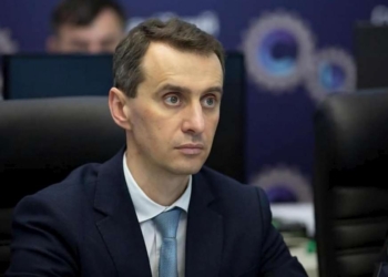 Главный санитарный врач Украины заболел коронавирусом после прививки AstraZeneca
