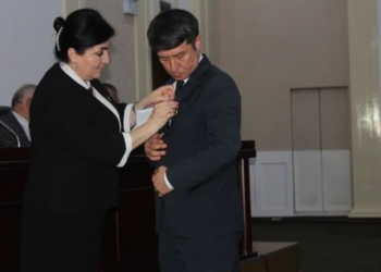 В Таджикистане в День таджикской печати названы лауреаты премии А.Лохути