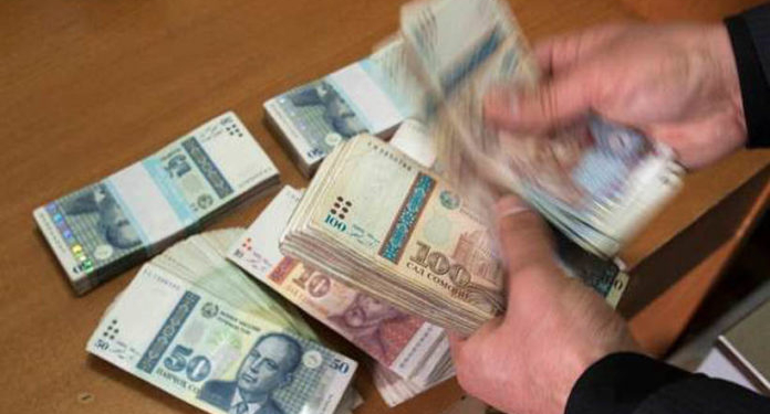 70-летнего жителя Вахдата старика «развели» почти на 700 тыс. сомони