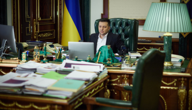 Зеленский утвердил Стратегию деоккупации и реинтеграции Крыма