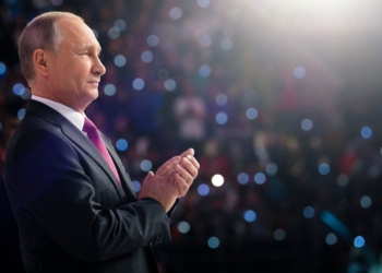 Путин подписал поправки о праве избираться на новый срок