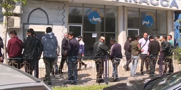 Граждан Таджикистана призвали остерегаться мошенников при покупке билетов в Москву