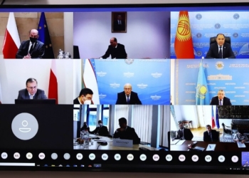 Таджикистан принял участие в политконсультациях стран Вышеградской группы и Центральной Азии