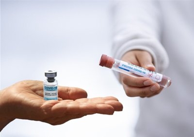 Совет улемов: Вакцинация не нарушает пост