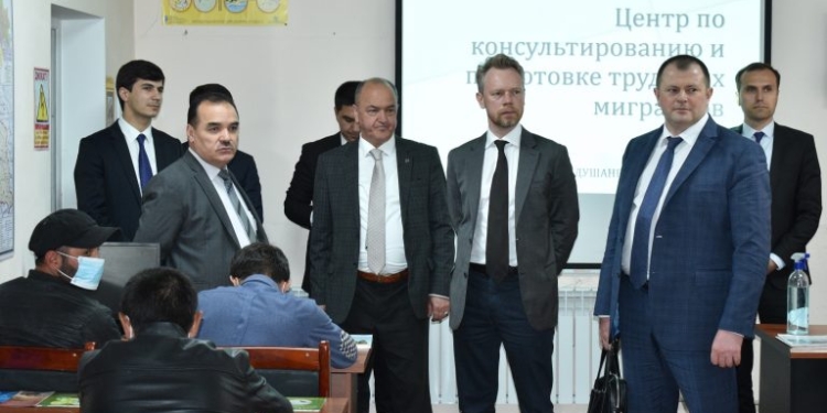 В Таджикистане откроется представительство Миграционного центра Москвы