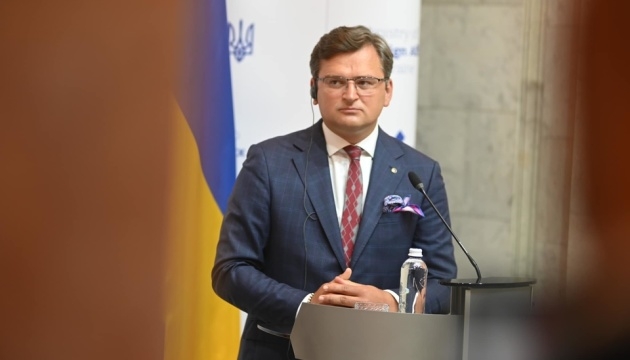 Глава МИД: Украина мобилизует мир для сдерживания России в случае масштабного обострения