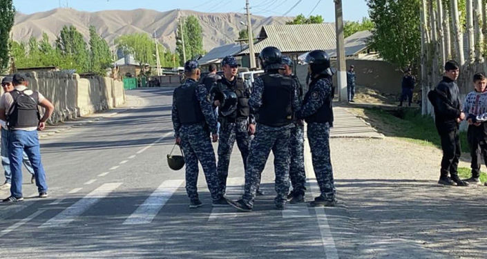В трех приграничных с Таджикистаном селах Кыргызстана введен режим ЧС