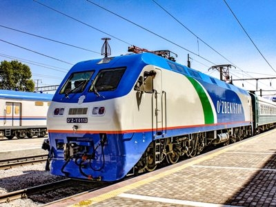Узбекистан запускает поезд для вывоза мигрантов из России