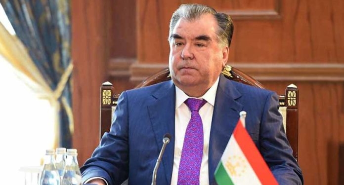 Эмомали Рахмон выразил соболезнования президенту Индонезии в связи с затонувшей подлодкой