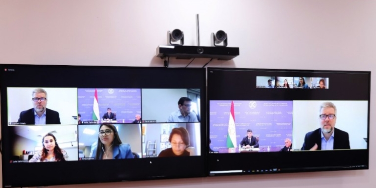 В МИД Таджикистана прошли переговоры с представителями УВКБ ООН и IFC