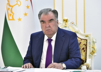 Президент поручил главе Вахшского района оказать помощь пострадавшим от стихии людям