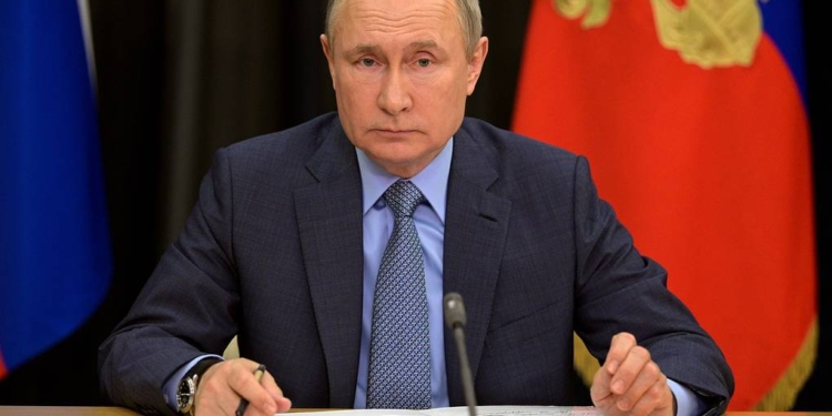 Путин поручил предусмотреть эвакуацию граждан России и стран СНГ из сектора Газа