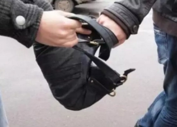 Житель Вахша зашел в центр развлечений и лишился 5 тыс. сомони